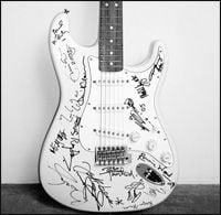 Fender-Stratocaster-Firmada