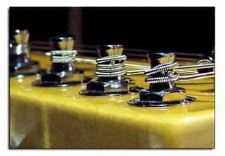 cortar cuerdas en la guitarra